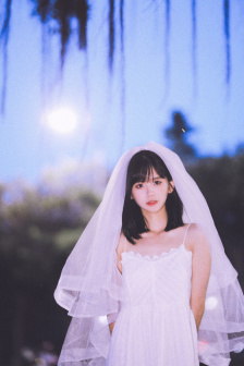 赤裸与恐惧